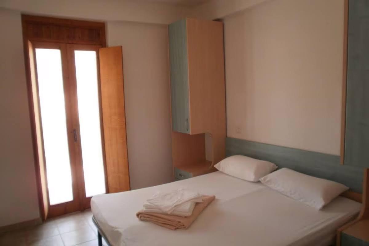 Residence Baia Del Gallo Вьесте Экстерьер фото
